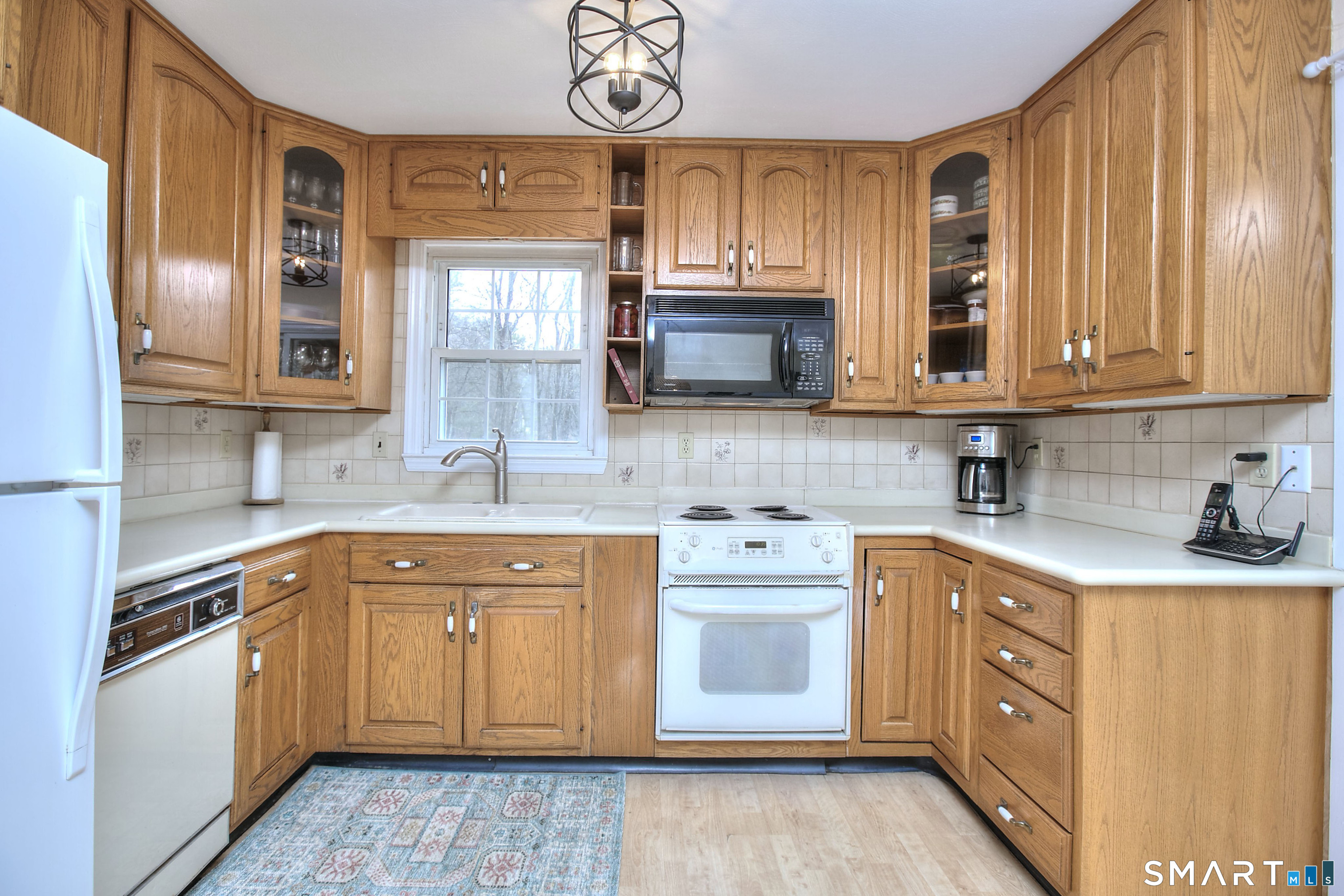 42 Scodon Drive Ridgefield, CT 06877 - Photo 12 of 35