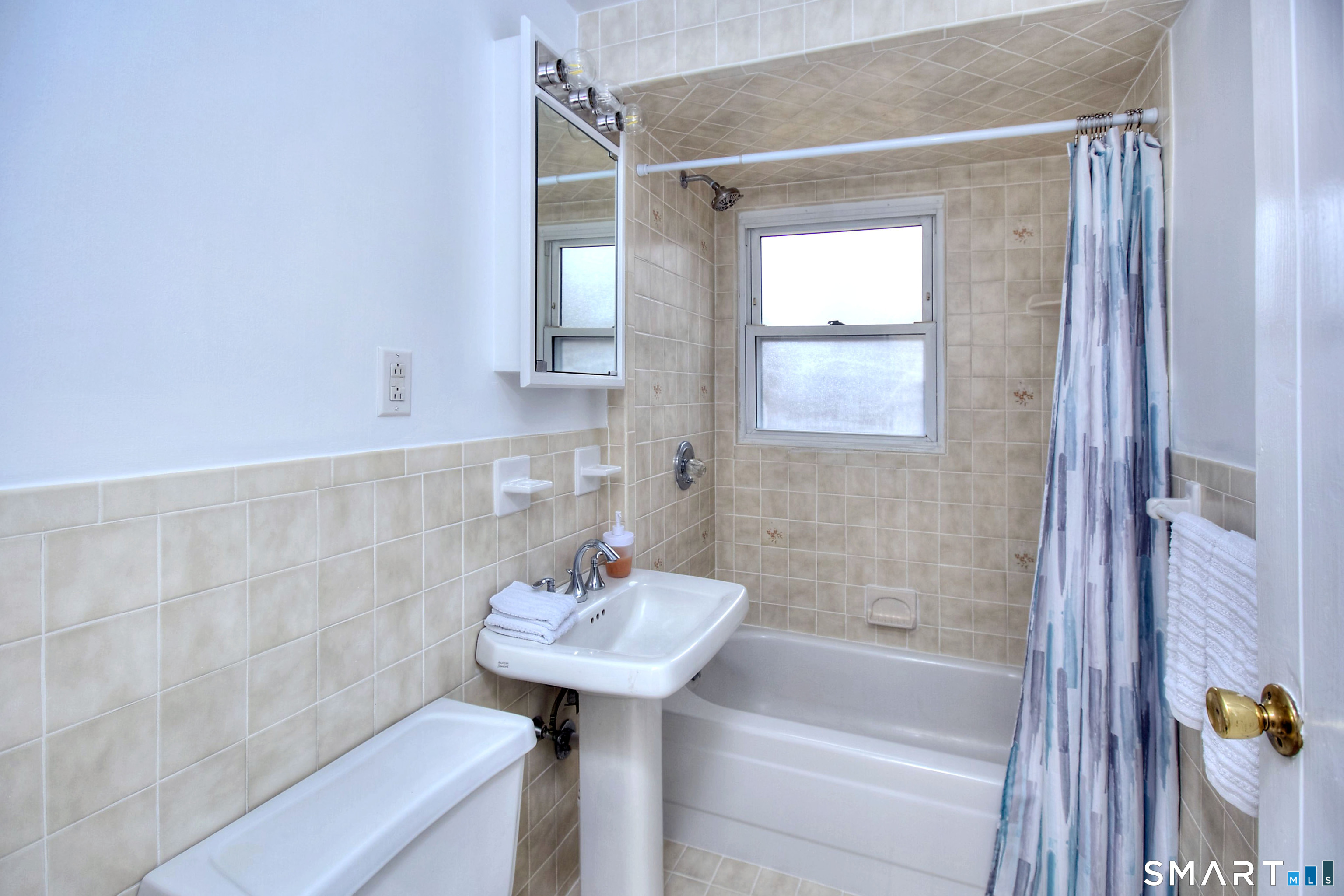 42 Scodon Drive Ridgefield, CT 06877 - Photo 16 of 35