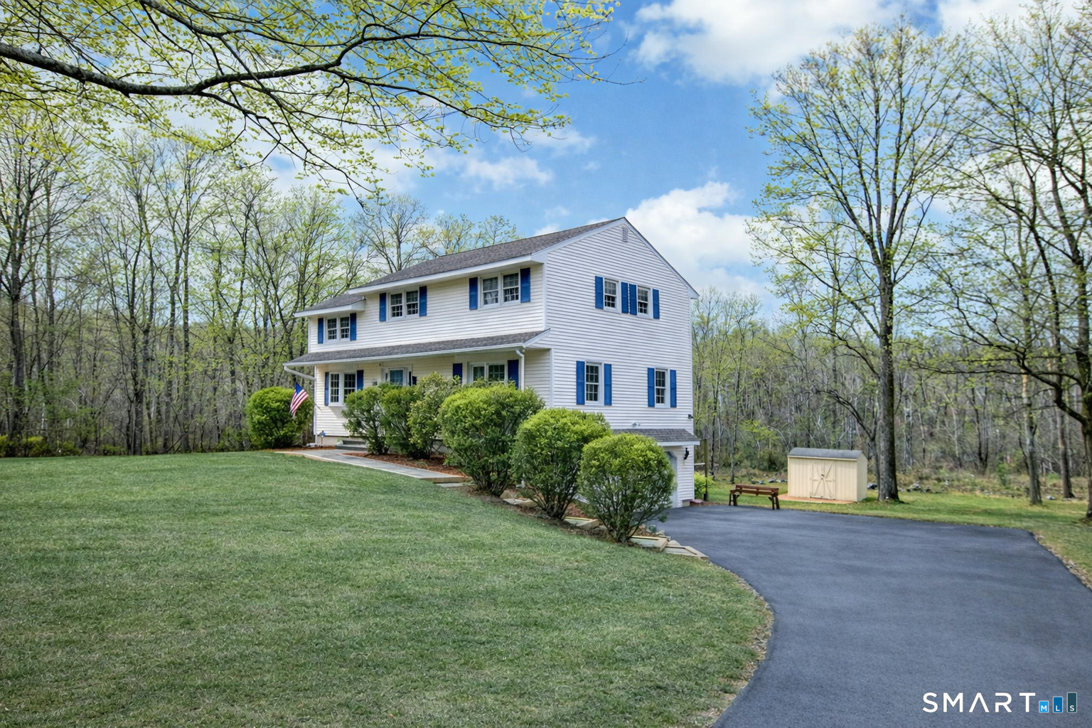 42 Scodon Drive Ridgefield, CT 06877 - Photo 3 of 35