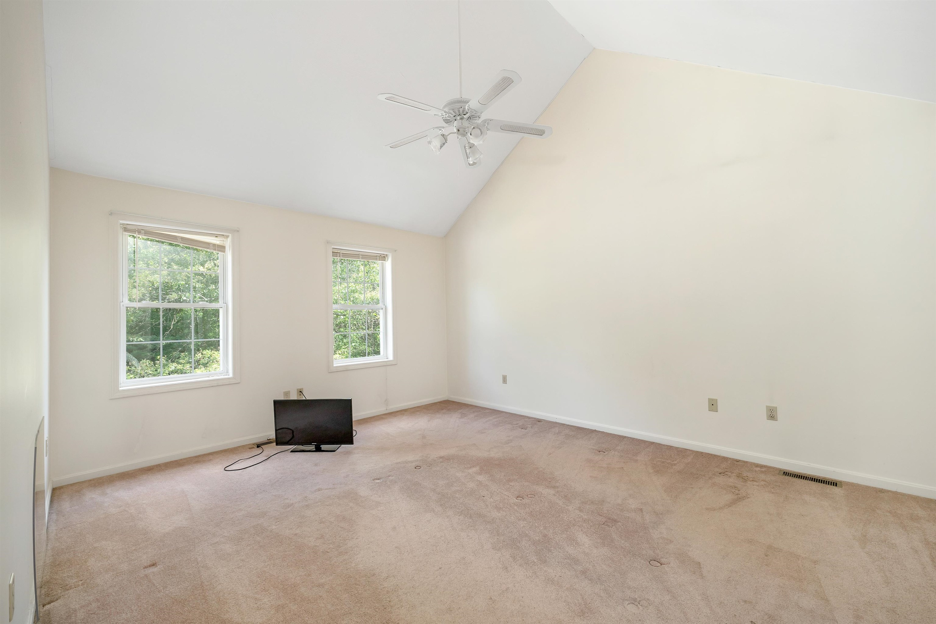 35 Talent Road Litchfield, NH 03052 - Photo 15 of 38 Gallery Image 15