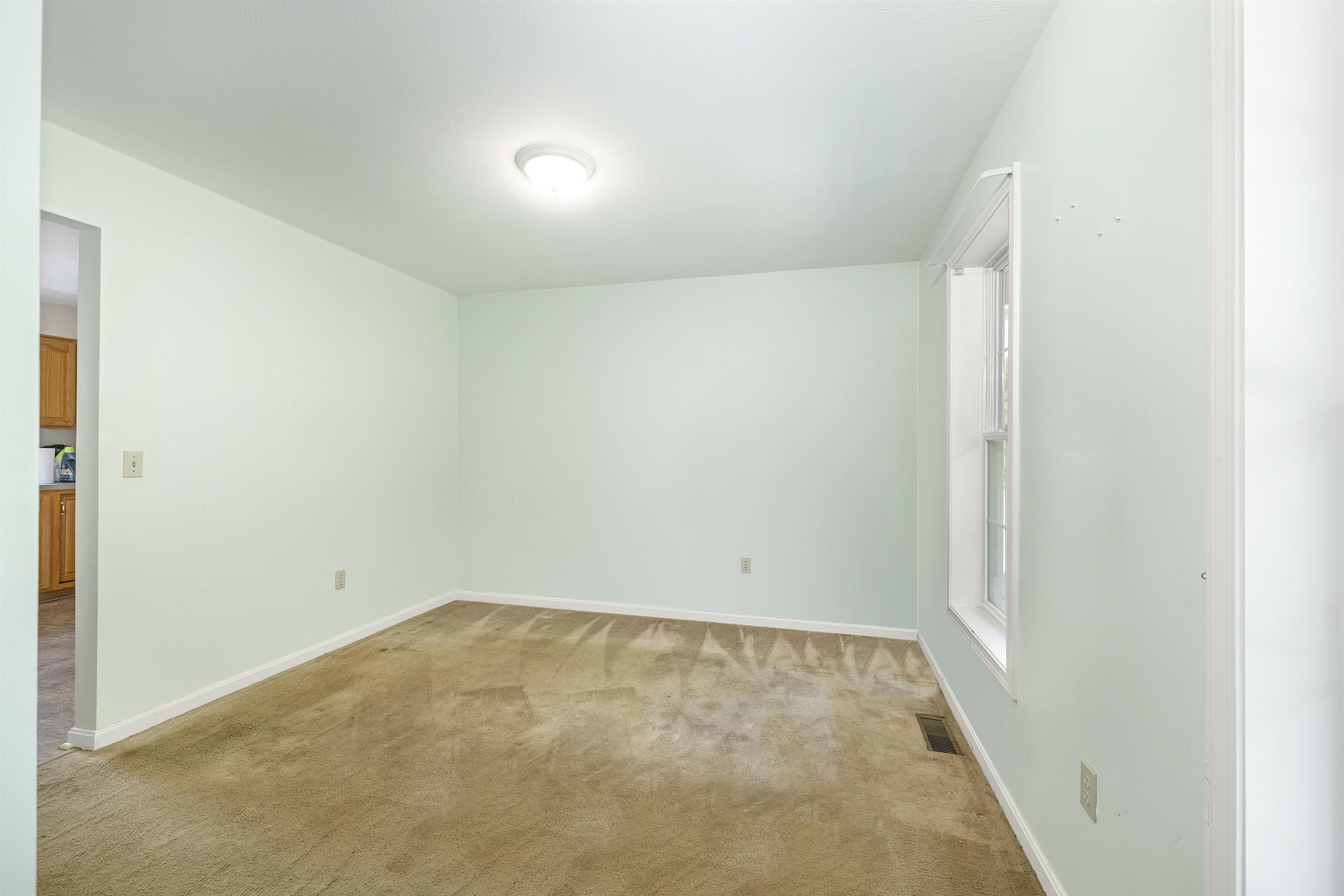 35 Talent Road Litchfield, NH 03052 - Photo 6 of 38 Gallery Image 6