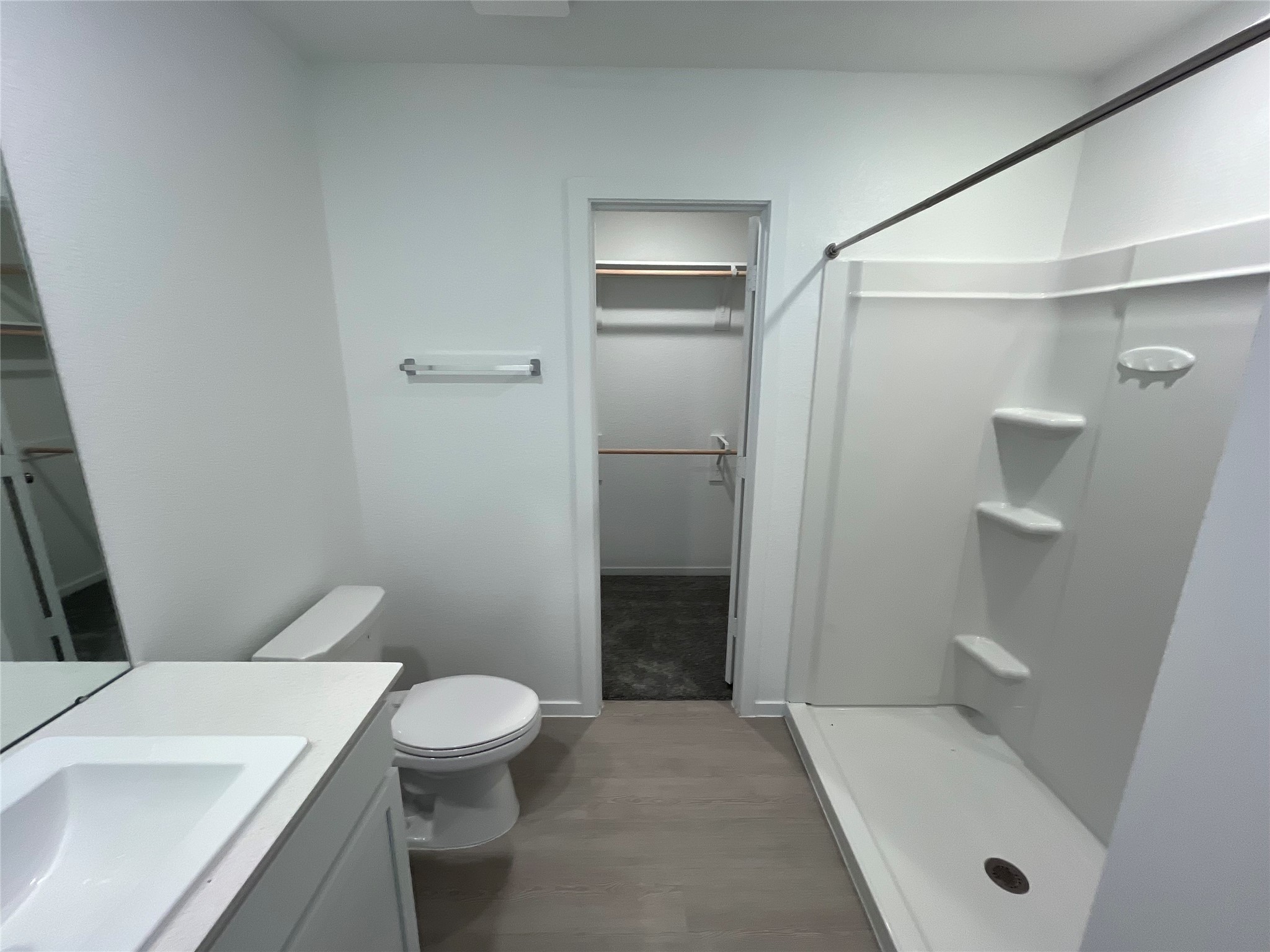 272 Laura Leigh Lane Angleton, TX 77515 - Photo 3 of 15