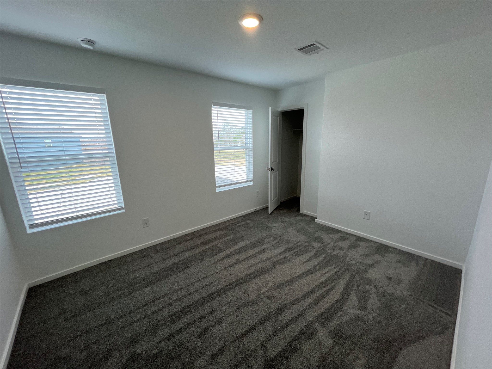 272 Laura Leigh Lane Angleton, TX 77515 - Photo 5 of 15