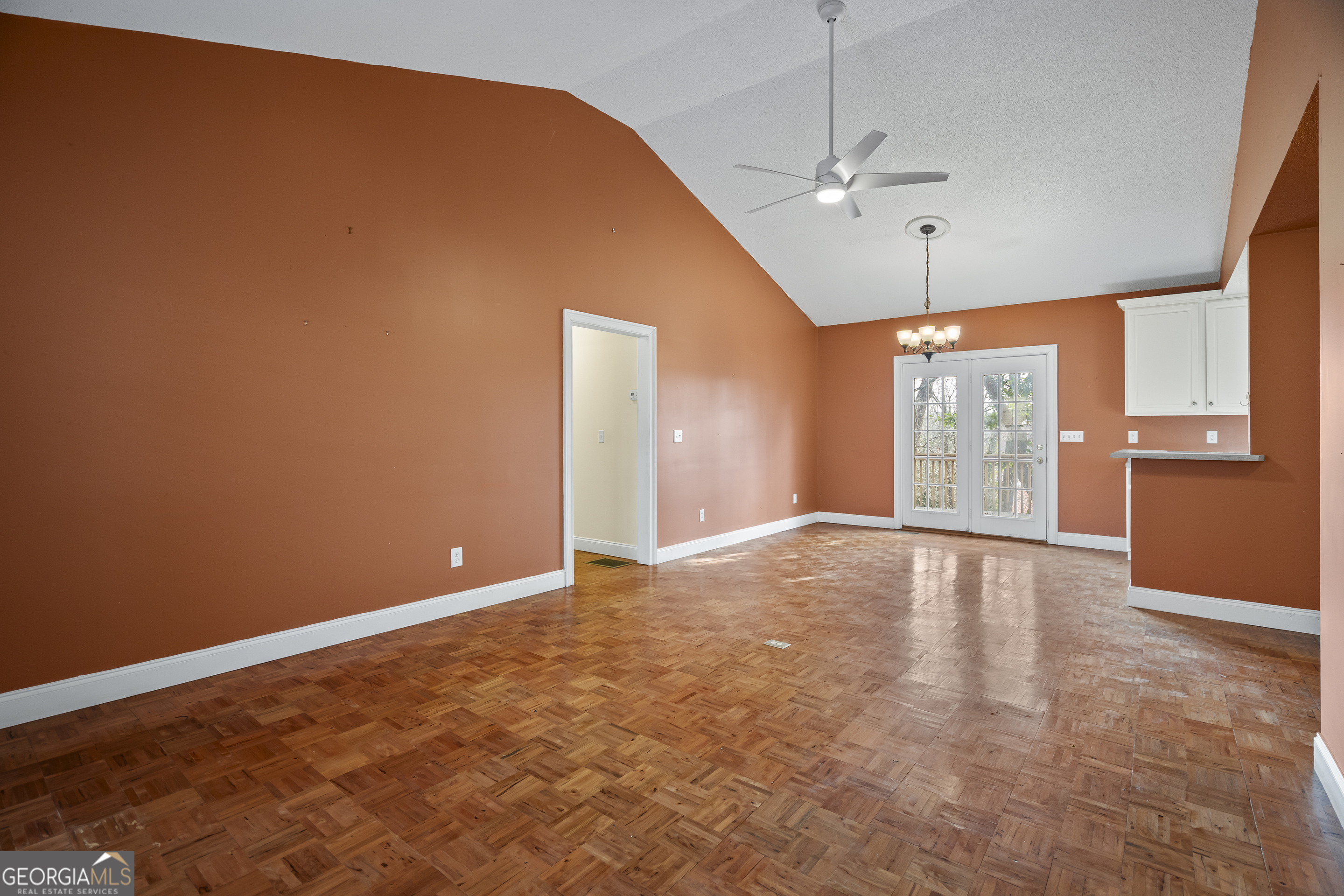 210 Blue Ridge Avenue Demorest, GA 30535 - Photo 4 of 74