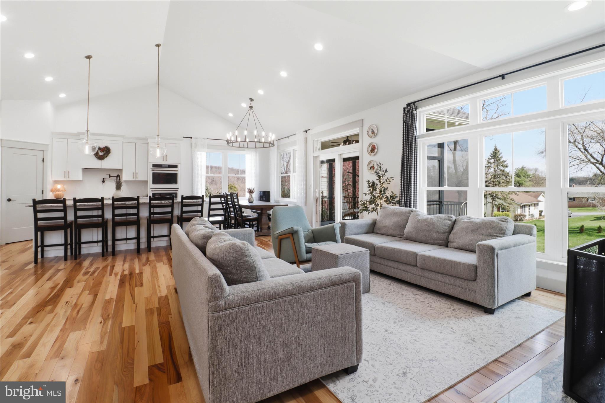 101 Ackley Circle Lititz, PA 17543 - Photo 6 of 72