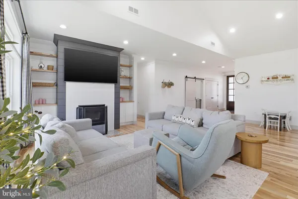 $699,900 | 101 Ackley Circle, Lititz, PA 17543