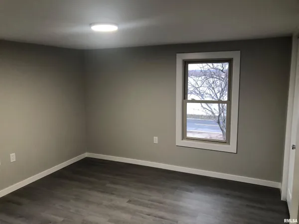 $189,900 | 15045 North River Beach Drive, Chillicothe, IL 61523