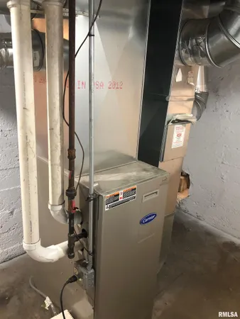 $189,900 | 15045 North River Beach Drive, Chillicothe, IL 61523