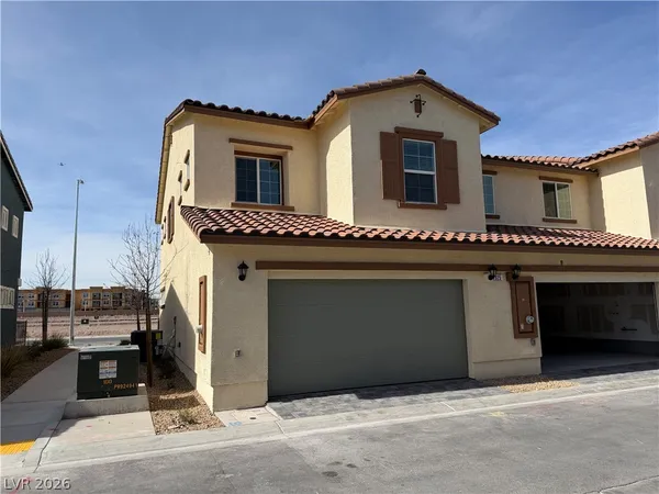 $1,900 | 925 Violet Heron Street, Henderson, NV 89011