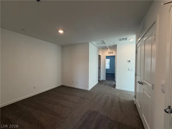 $1,900 | 925 Violet Heron Street, Henderson, NV 89011