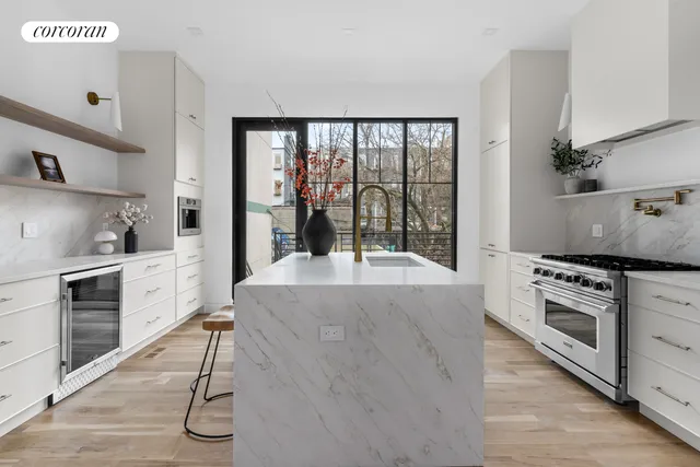 $1,895,000 | 16 Goodwin Place | Bushwick