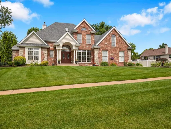 $449,900 | 8532 Suffolk Drive, Rockford, IL 61108