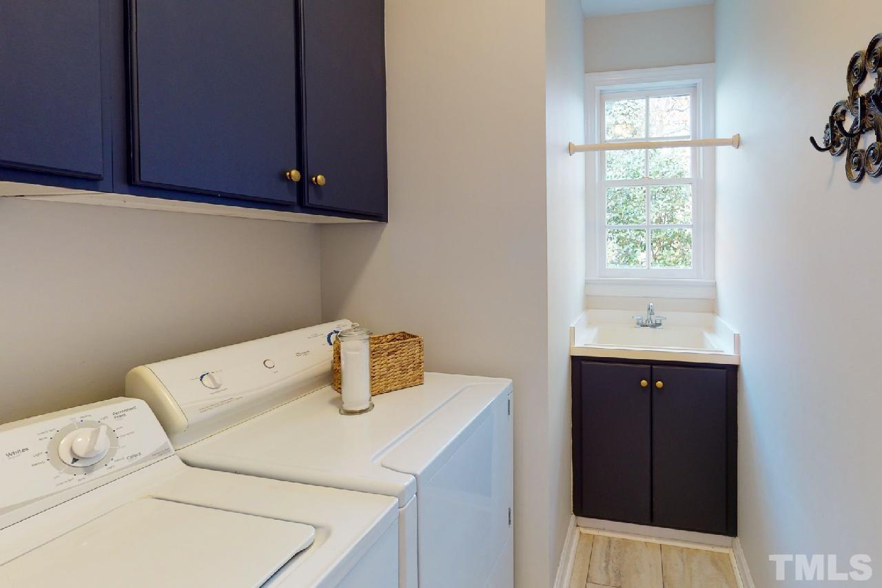 8705 Aldersgate Way Raleigh, NC 27615 - Photo 26 of 29