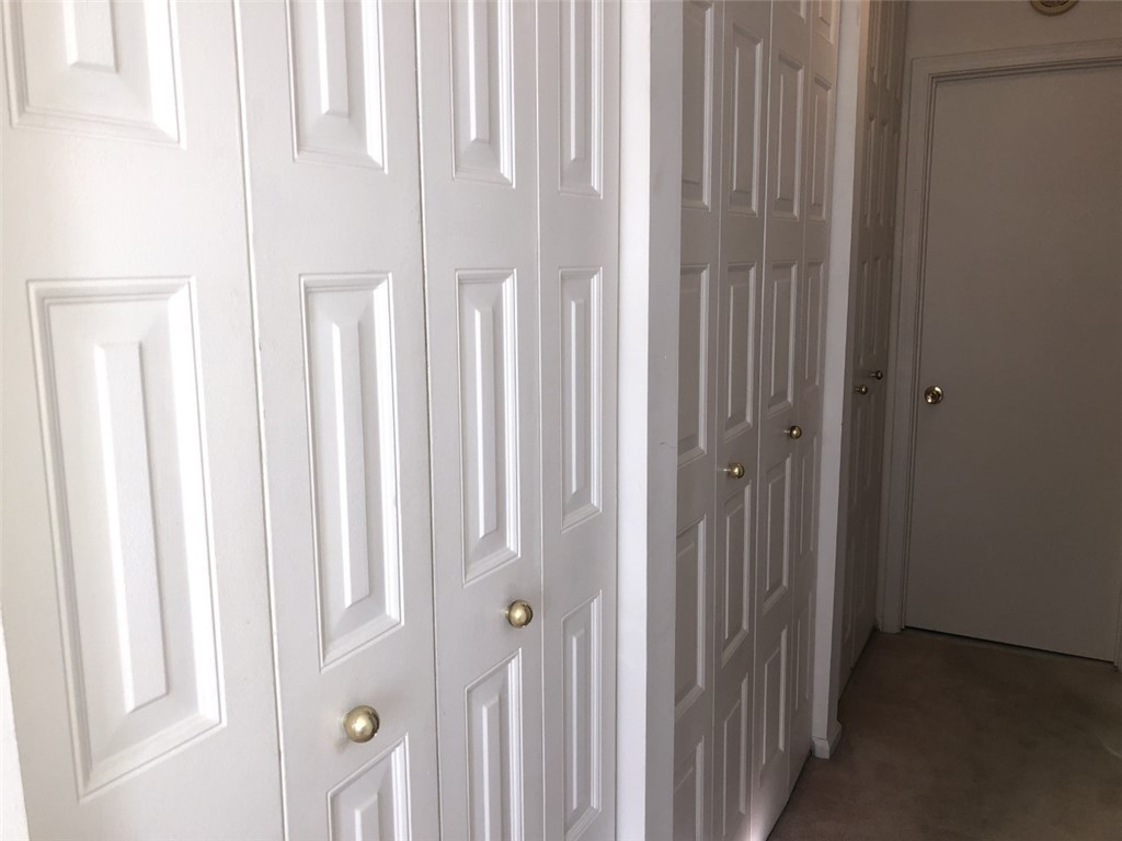 62 Fox Ridge Crescent Warwick, RI 02886 - Photo 11 of 24 Gallery Image 11