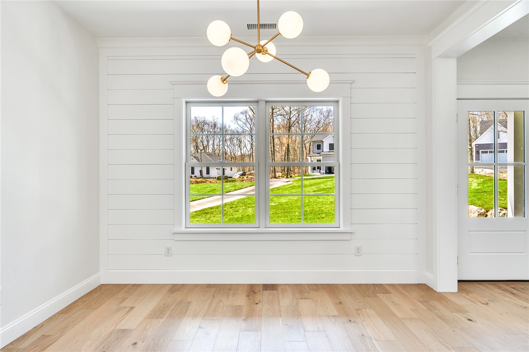 63 Forrest Lane Charlestown, RI 02813 - Photo 10 of 47