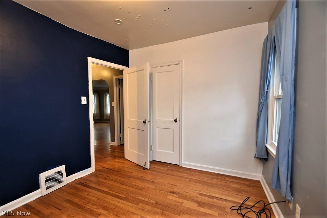 1541 Lander Road Cleveland, OH 44124 - Photo 15 of 31