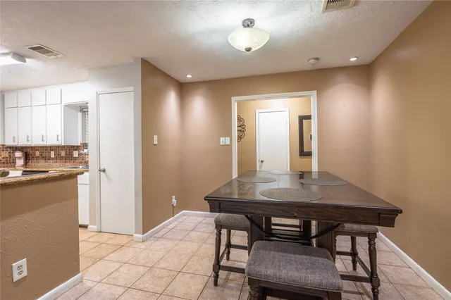 $220,000 | 4908 Holly Park Drive, Pasadena, TX 77505