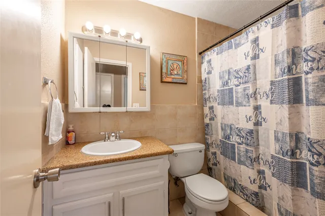 $220,000 | 4908 Holly Park Drive, Pasadena, TX 77505