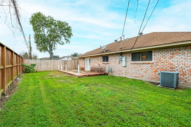 $220,000 | 4908 Holly Park Drive, Pasadena, TX 77505