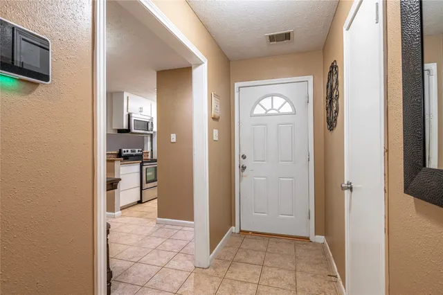 $220,000 | 4908 Holly Park Drive, Pasadena, TX 77505