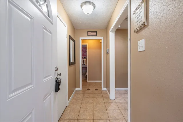 $220,000 | 4908 Holly Park Drive, Pasadena, TX 77505