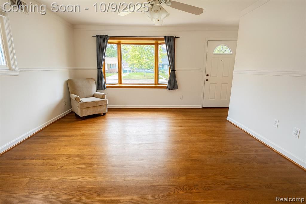 3308 Toepfer Road Warren, MI 48091 - Photo 4 of 19