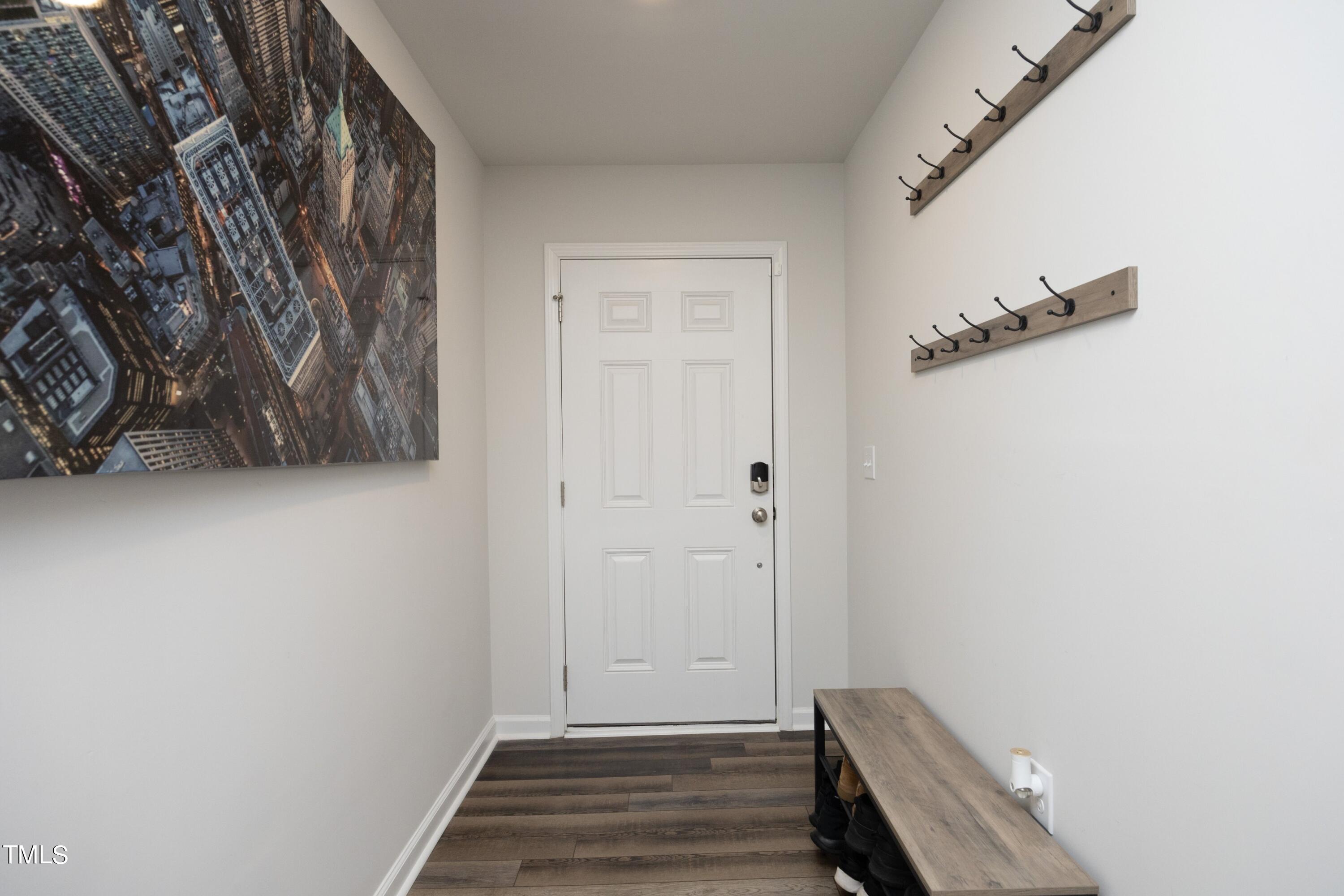 6Foyer