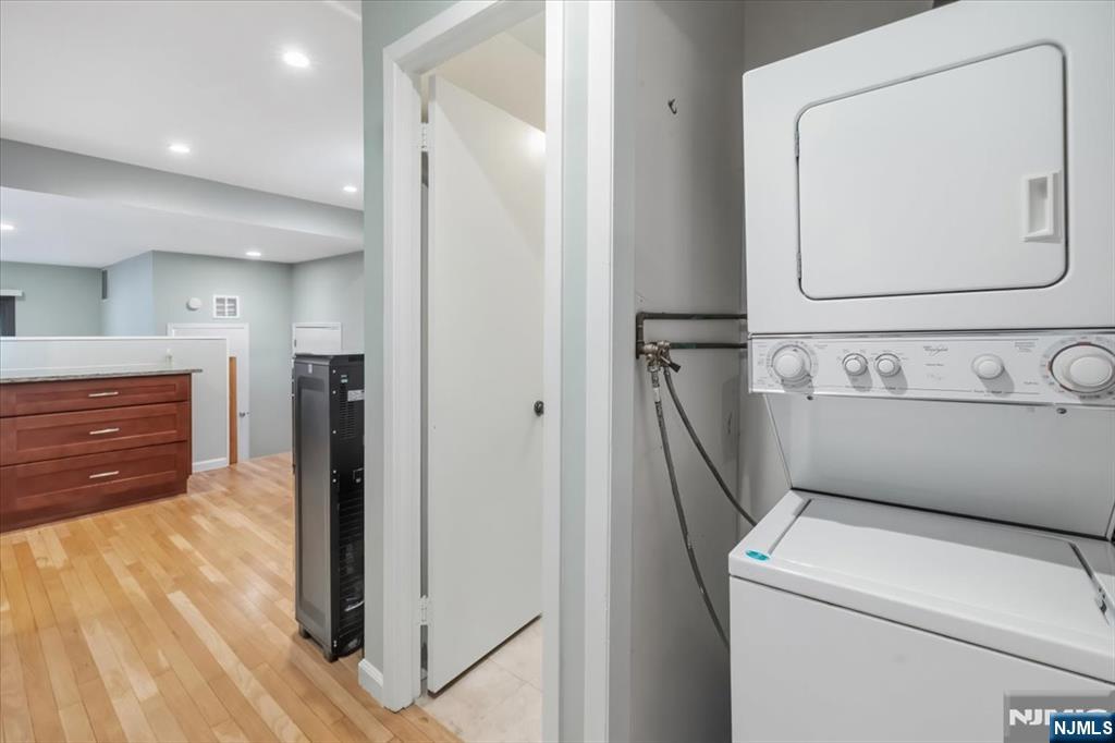 117 Sunset Key, Unit 117 Secaucus, NJ 07094 - Photo 7 of 22 a view of bathroom with utility room