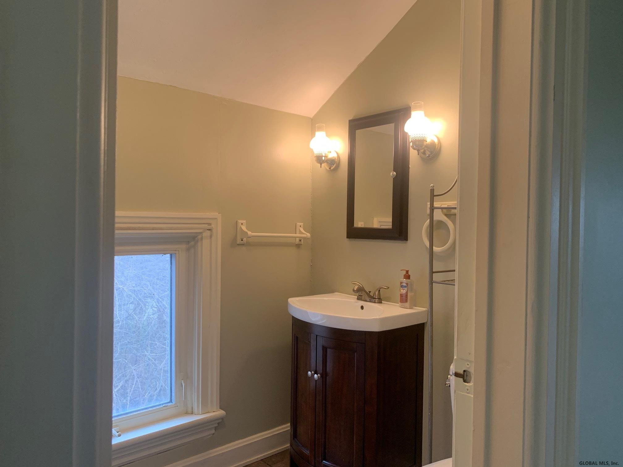 9377 Rte 9W Athens, NY 12015 - Photo 21 of 38 Photo 21