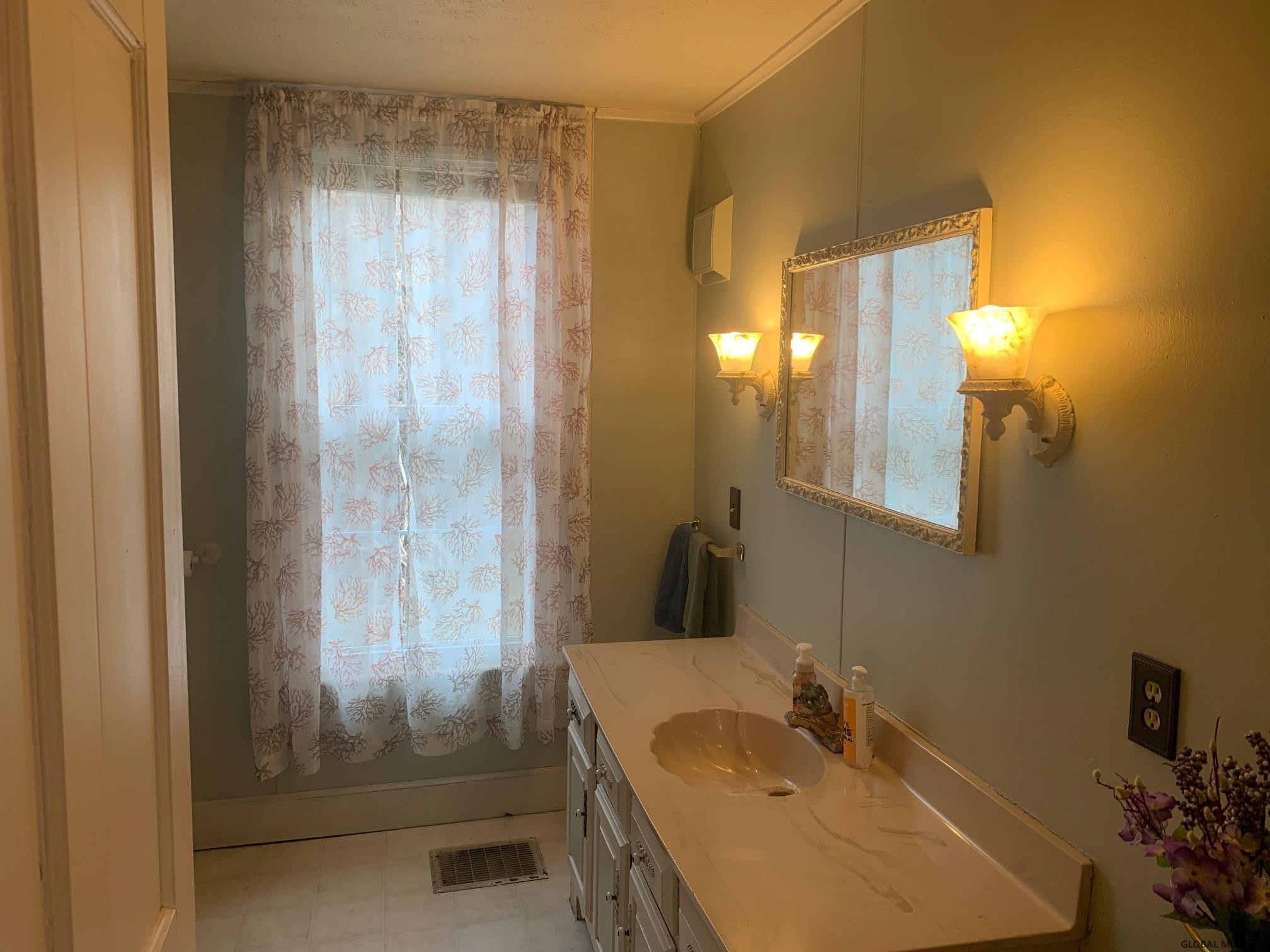 9377 Rte 9W Athens, NY 12015 - Photo 31 of 38 Photo 31