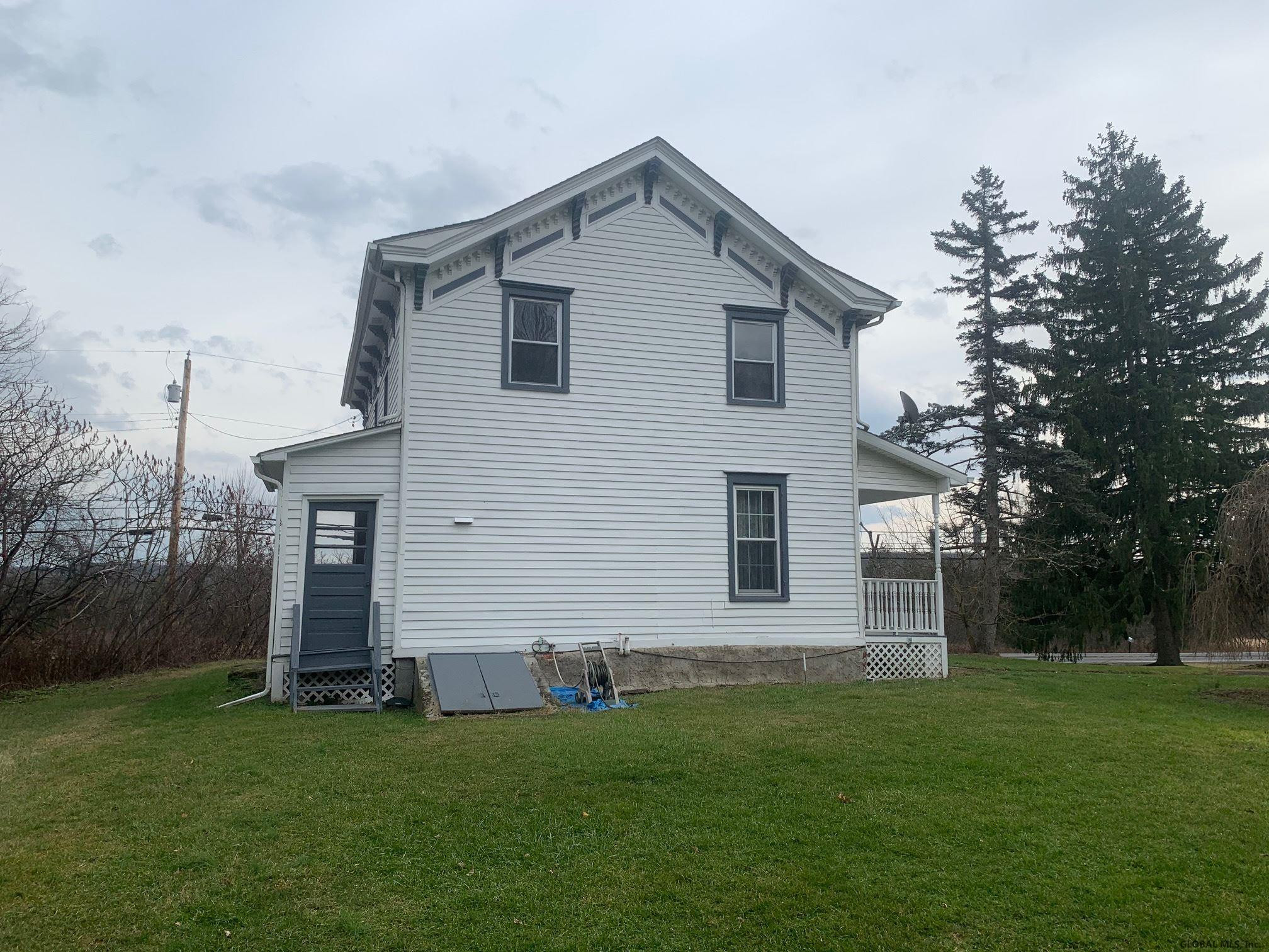 9377 Rte 9W Athens, NY 12015 - Photo 9 of 38 Photo 9