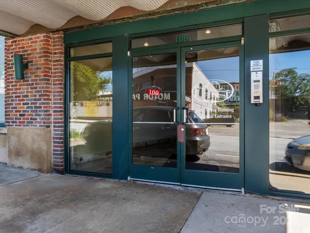 $655,000 | 100 Coxe Avenue, Unit 306, Asheville, NC 28801