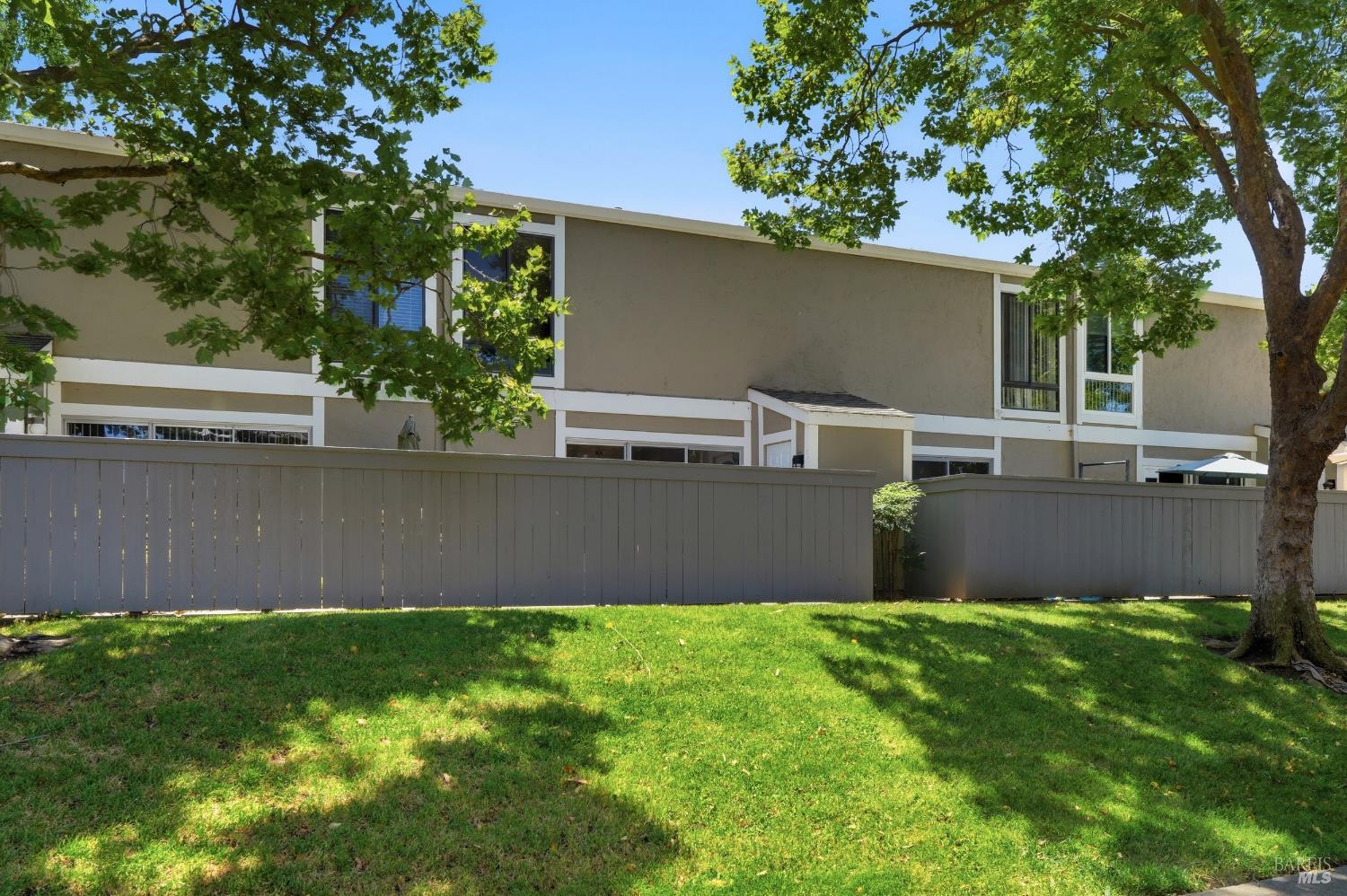 900 Southampton Road, Unit 29 Benicia, CA 94510 - Photo 43 of 54