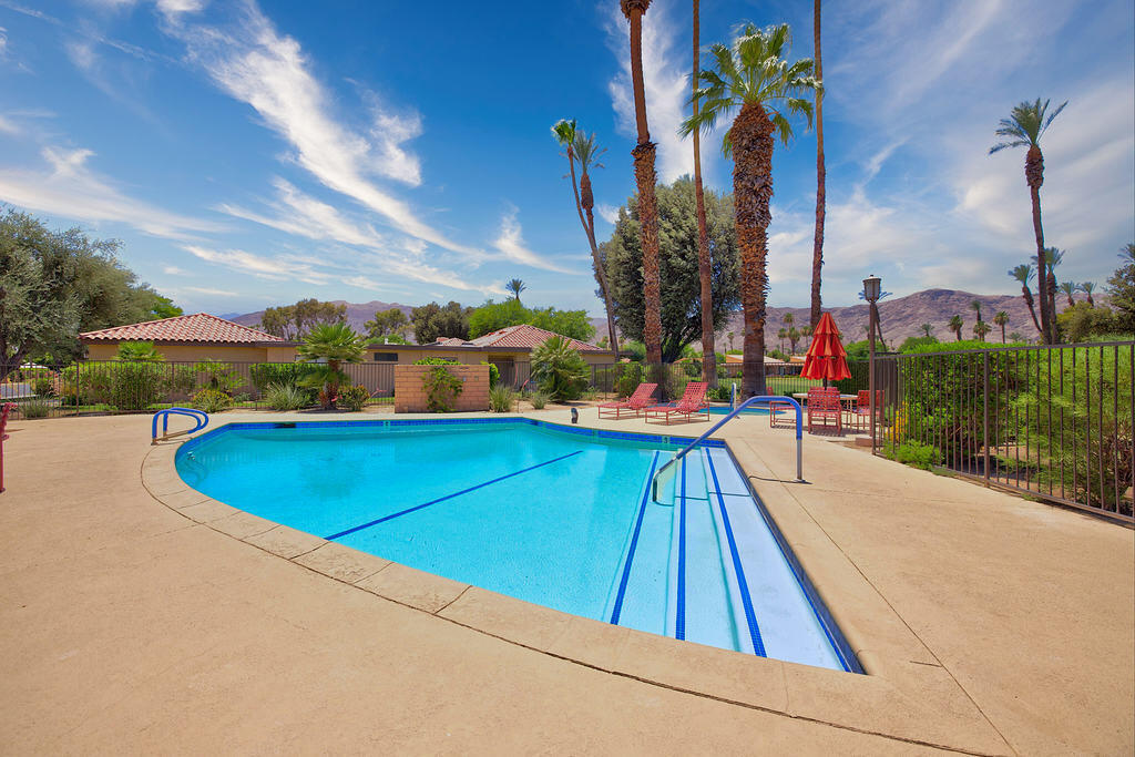14 La Ronda Drive Rancho Mirage, CA 92270 - Photo 6 of 21 22