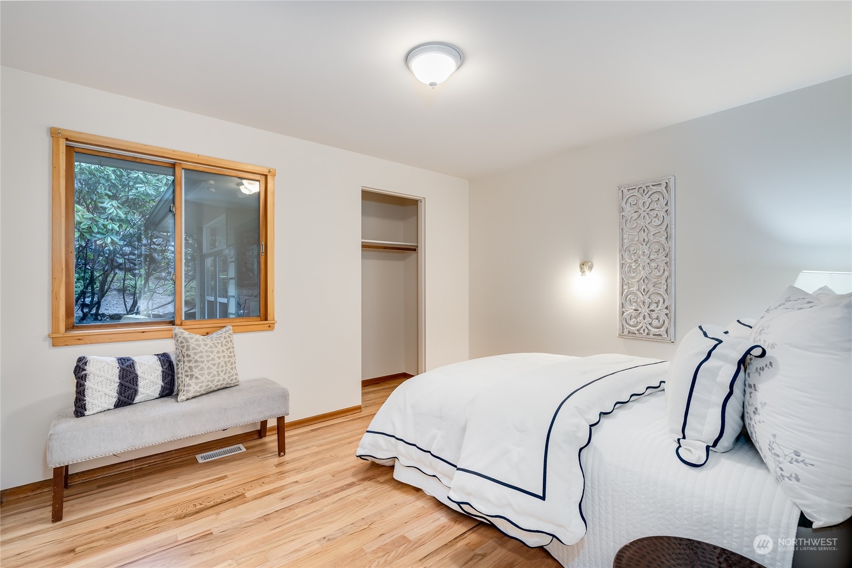 18917 107th Avenue Northeast Bothell, WA 98011 - Photo 16 of 39 Gallery Image 16