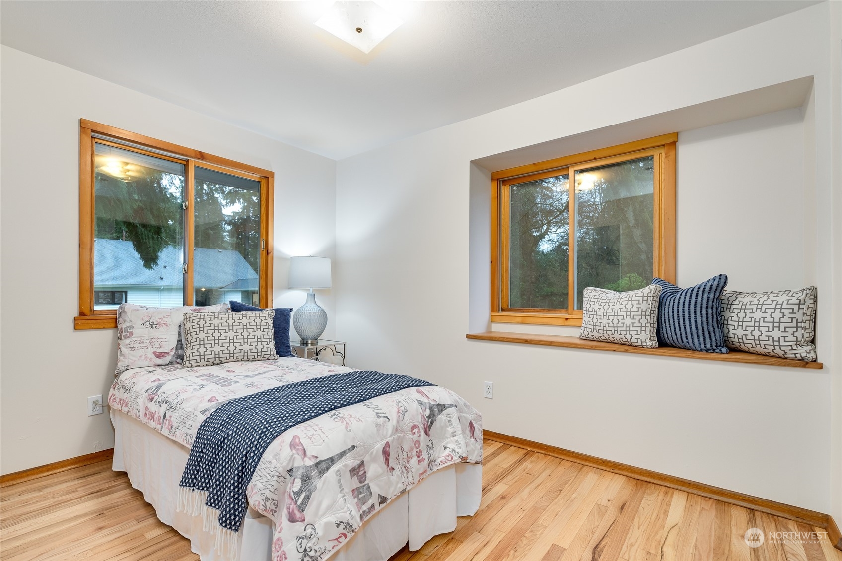 18917 107th Avenue Northeast Bothell, WA 98011 - Photo 20 of 39 Gallery Image 20