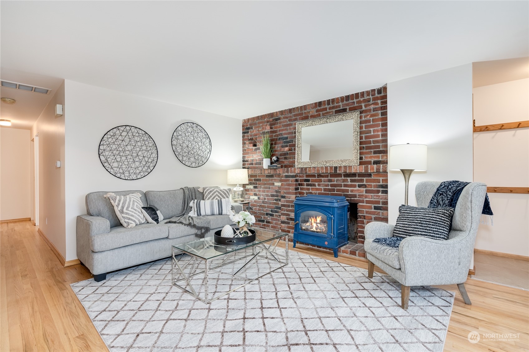 18917 107th Avenue Northeast Bothell, WA 98011 - Photo 6 of 39 Gallery Image 6