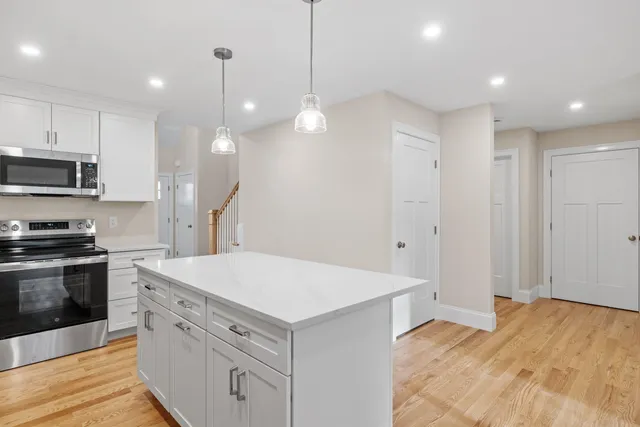 $559,900 | 30 Gypsum Lane, Unit 29, Chester, NH 03036