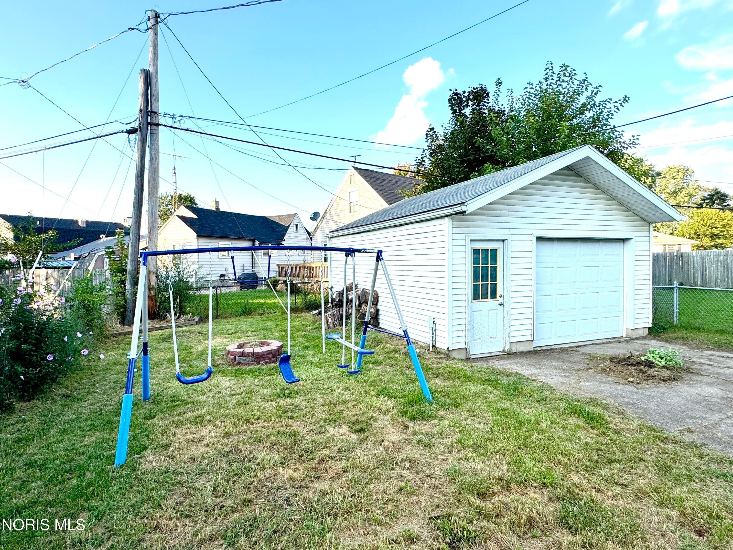 2275 Brown Road Oregon, OH 43616 - Photo 5 of 6 Gallery Image 5
