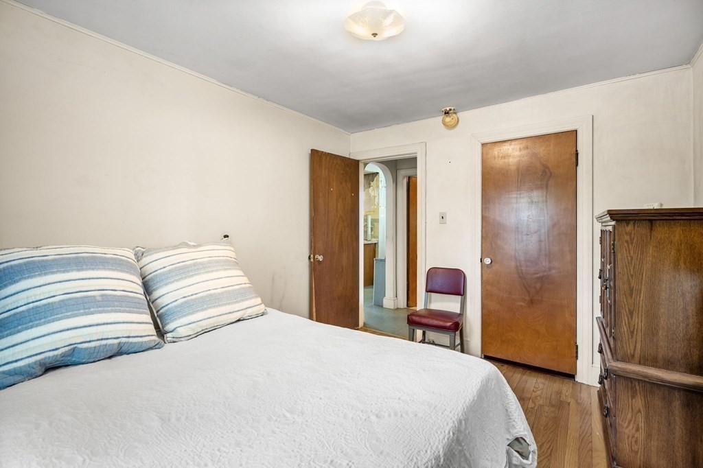 37 Maplewood Avenue Methuen, MA 01844 - Photo 12 of 21