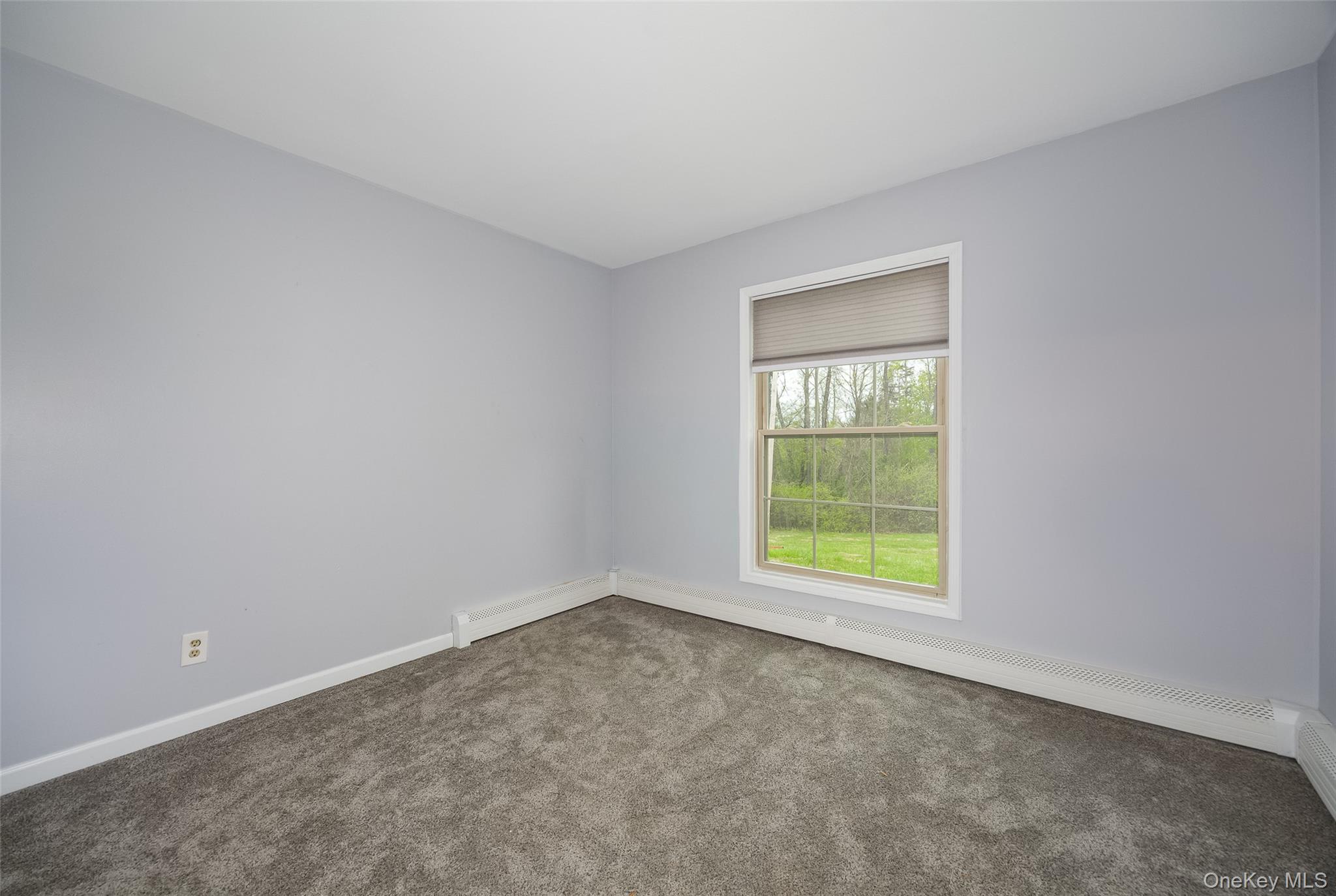 178 Overlook Road Poughkeepsie, NY 12603 - Photo 26 of 30 an empty room with a window