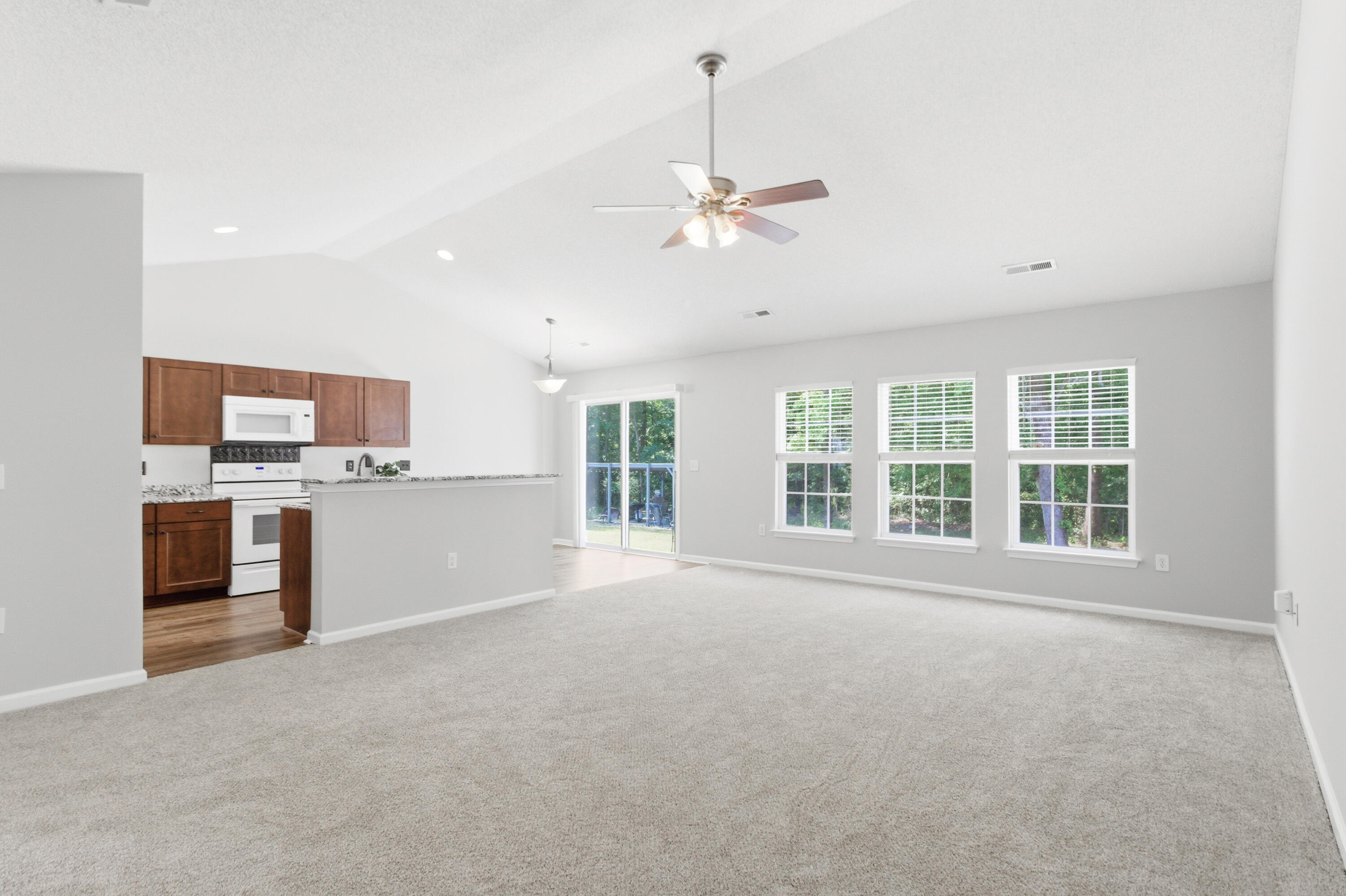 139 Old Tree Road Goose Creek, SC 29445 - Photo 10 of 49 139 Old Tree -Tidalcreekphoto- (27)