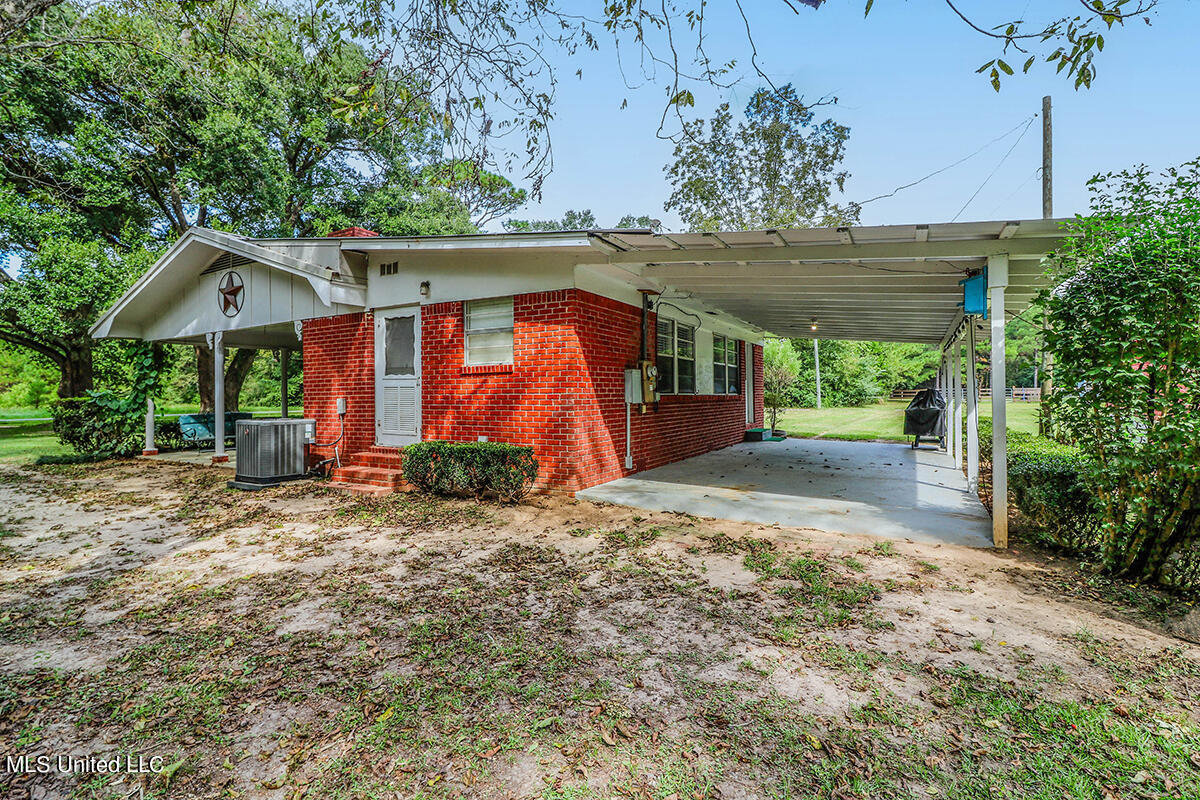 179 Ida Miller Road Lucedale, MS 39452 - Photo 5 of 35 24