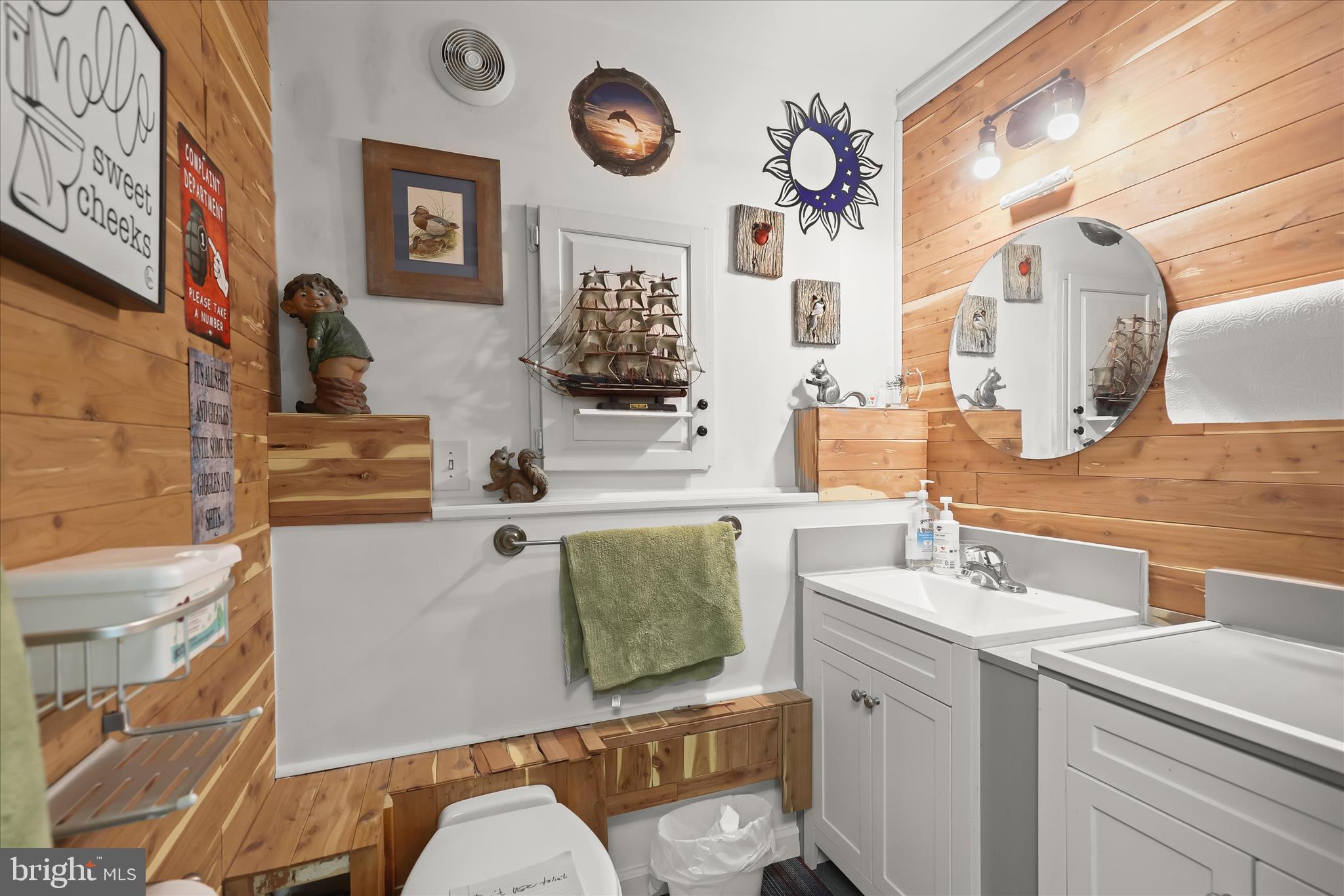 13612 Jacobs Road Mount Airy, MD 21771 - Photo 61 of 90 a bathroom with a sink and a mirror