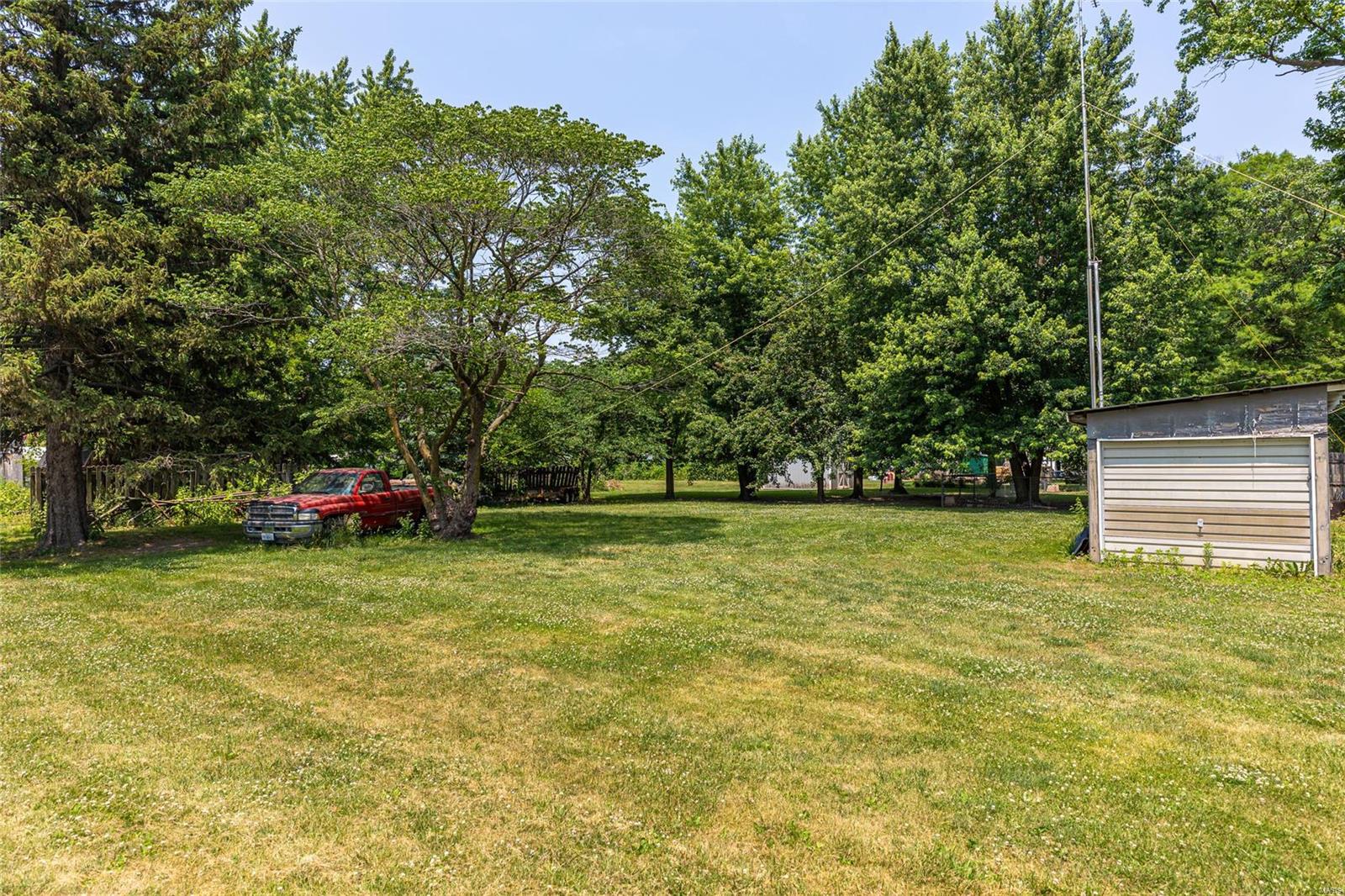 205 Fraley Road Harvel, IL 62538 - Photo 13 of 20