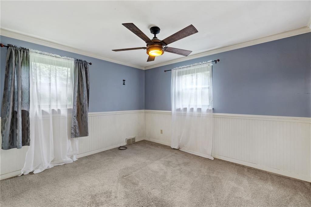 469 Greenlee Road Pittsburgh, PA 15227 - Photo 15 of 31 Gallery Image 15