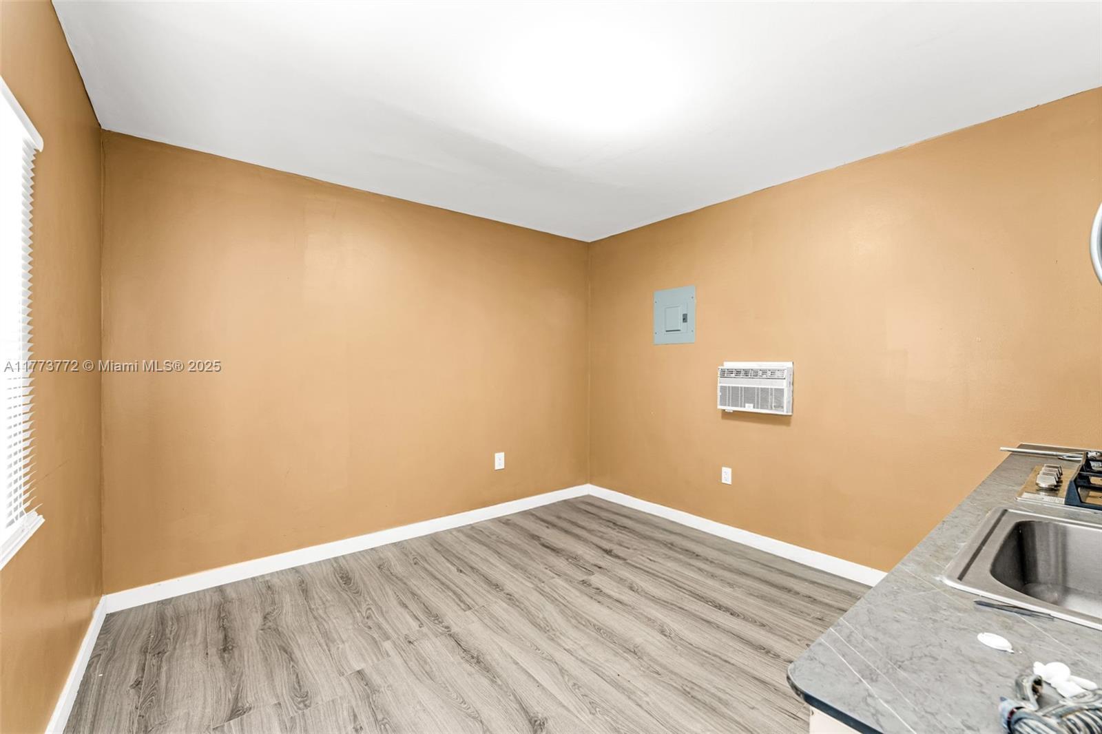 14810 Southwest 288th Street Homestead, FL 33033 - Photo 5 of 33 Gallery Image 5