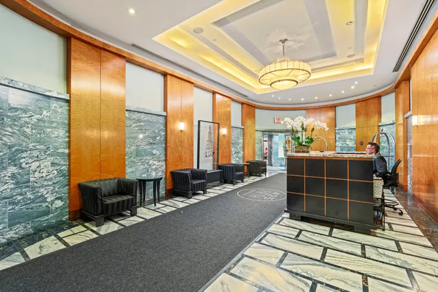 $2,195,000 | 425 5th Avenue, Unit 57A | Midtown South