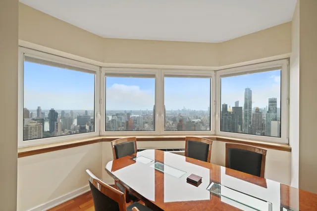 $2,195,000 | 425 5th Avenue, Unit 57A | Midtown South