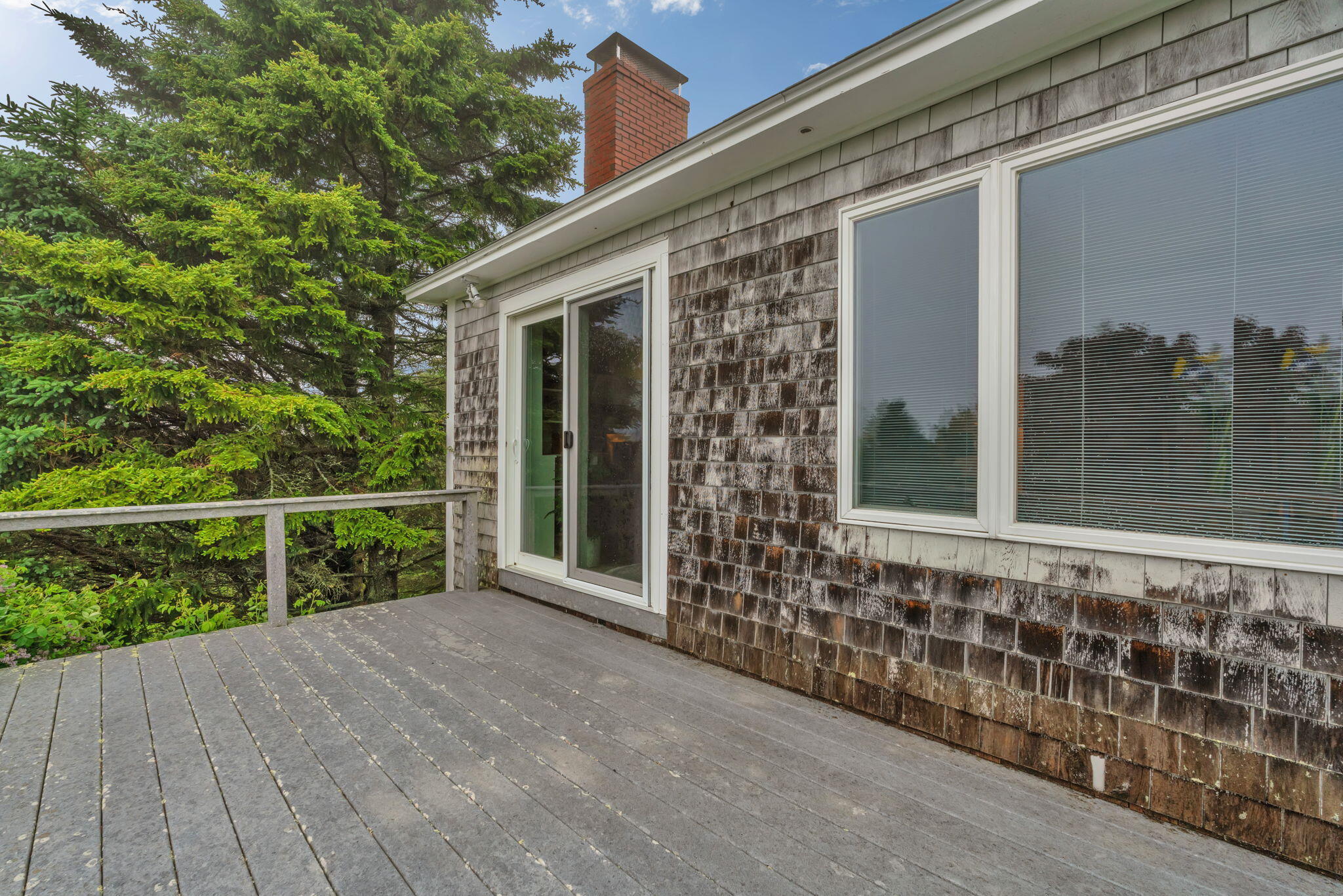 247 Island Road South Thomaston, ME 04858 - Photo 32 of 38 Exterior White Cedar Shingles